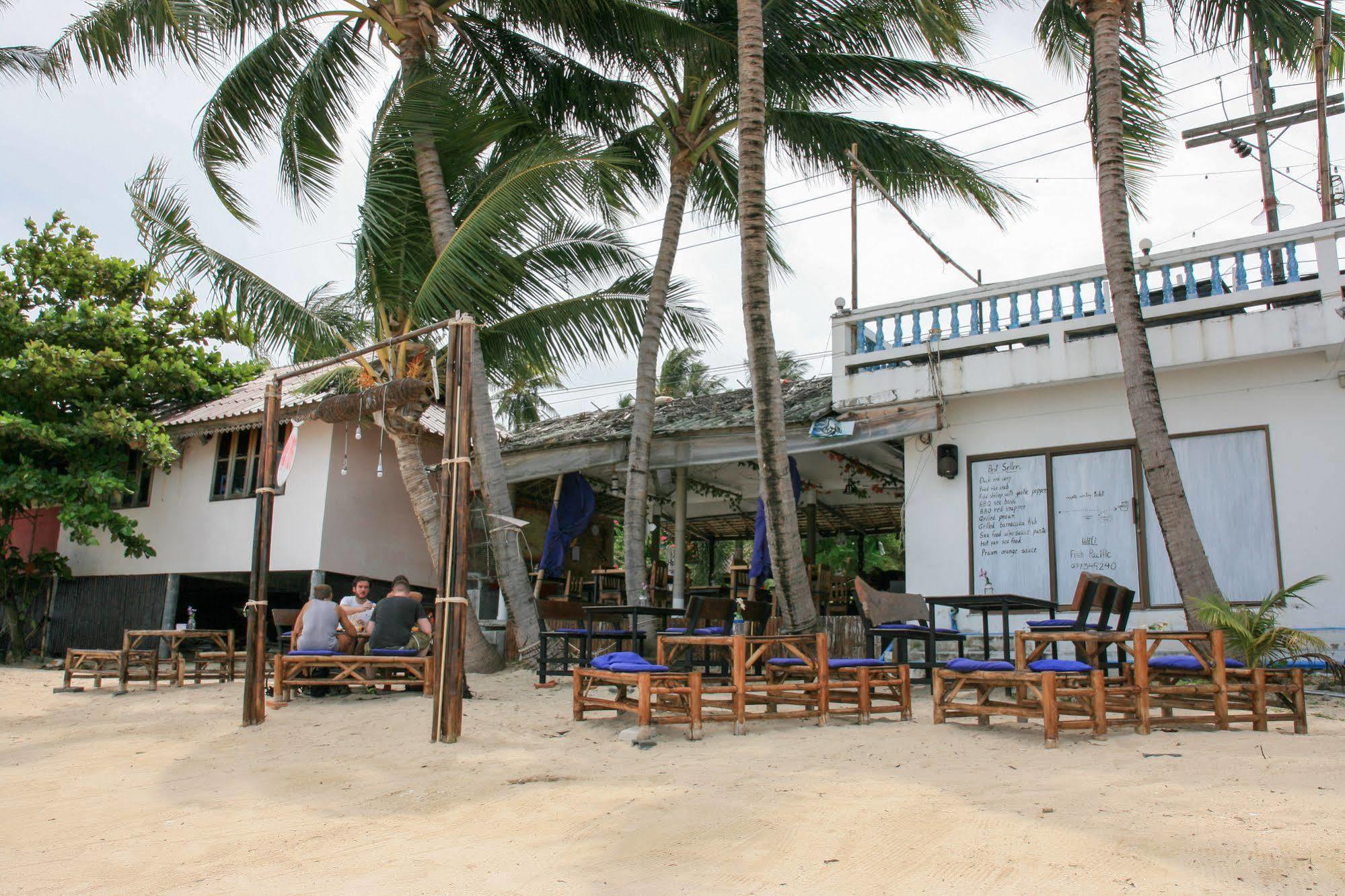 Hotel Hinkong Hut Ko Pha Ngan Exterior foto