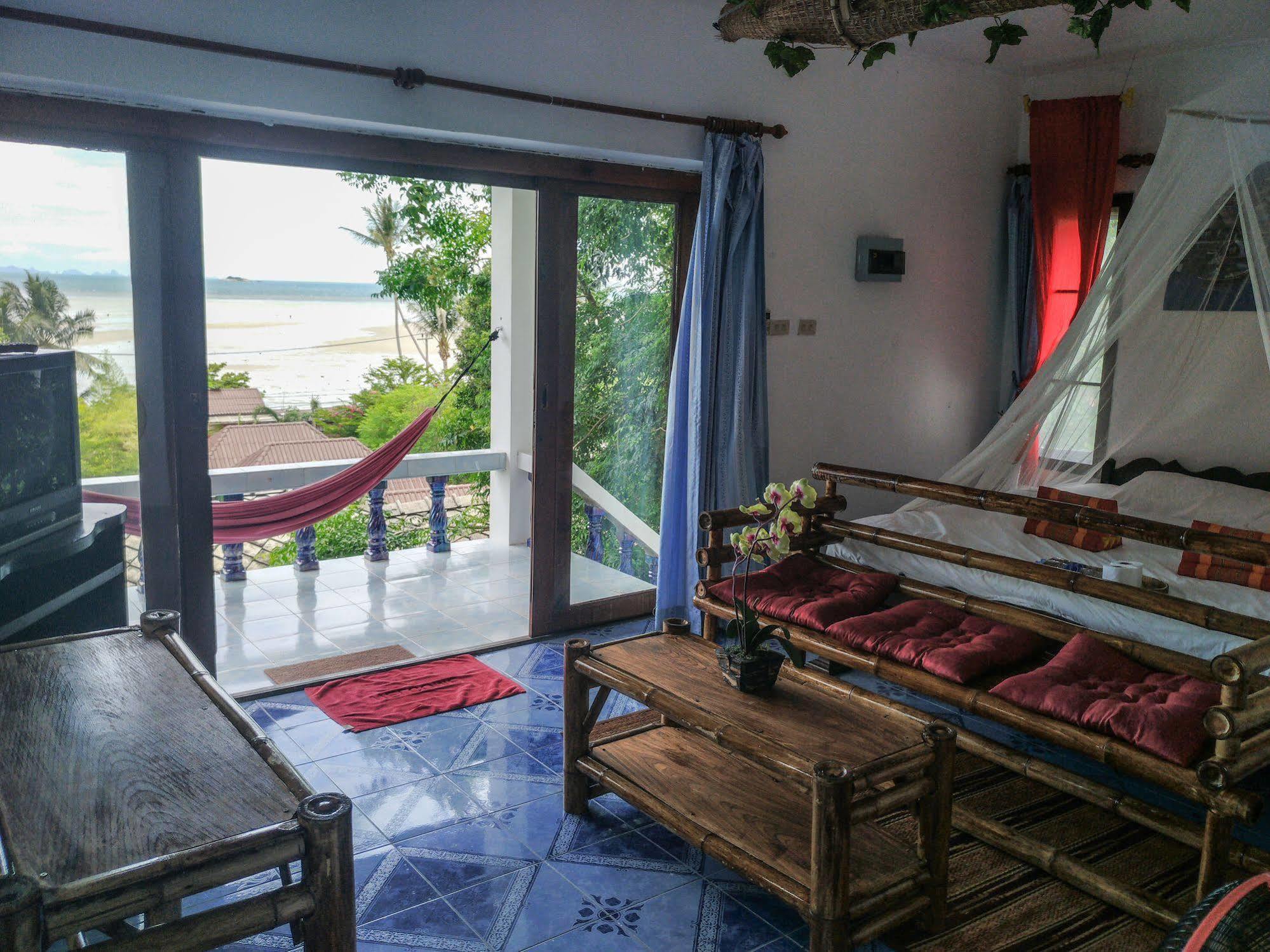 Hotel Hinkong Hut Ko Pha Ngan Exterior foto